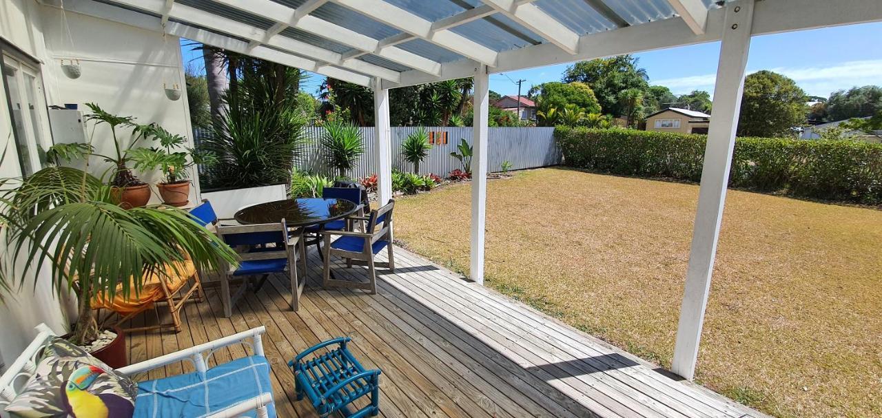 Quintessential Kiwi Bach Villa Oneroa Exterior foto